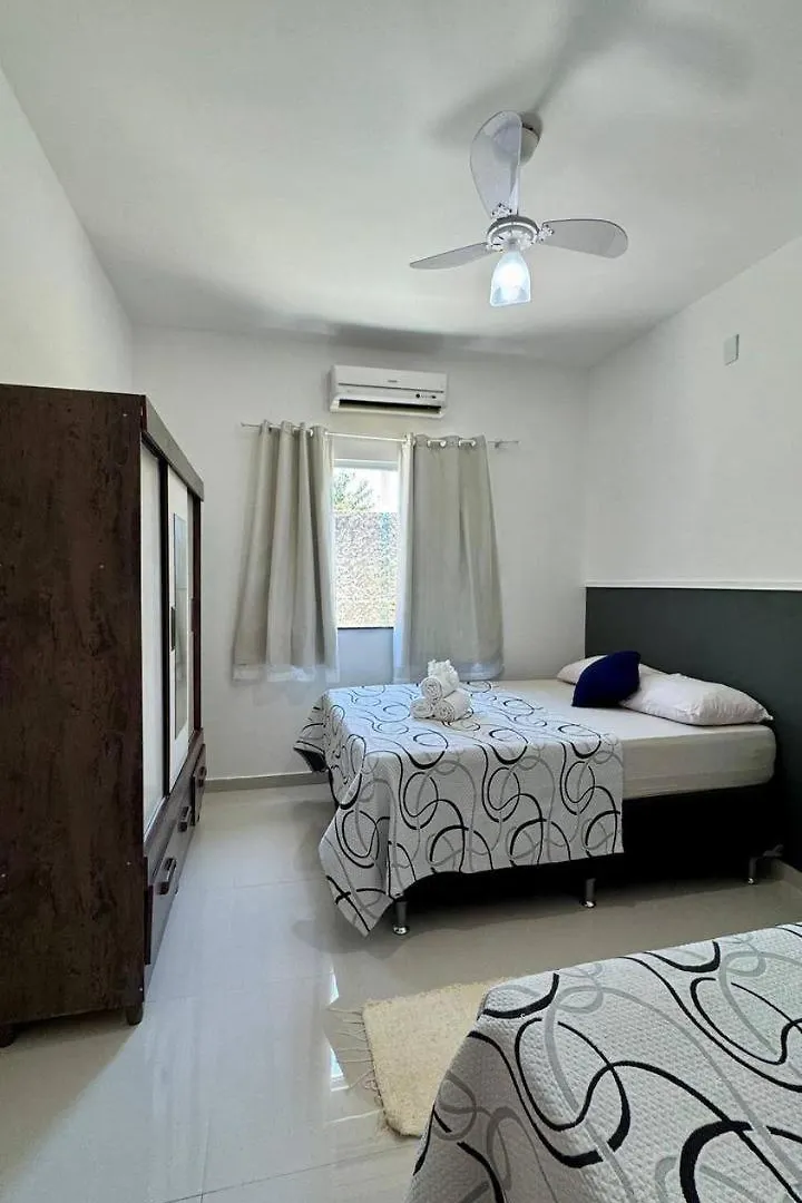 Casa Com 2 Quartos, Ar E Wi-Fi - A 600M Da Praia De Taperapua, Com Cozinha Equipada, Lavanderia, Sala Com Tv 50