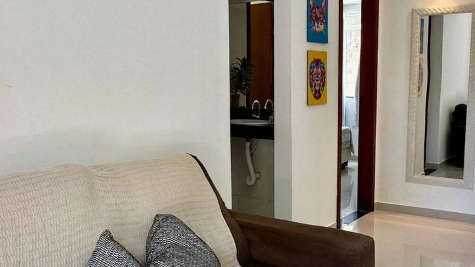 Casa Com 2 Quartos, Ar E Wi-Fi - A 600M Da Praia De Taperapua, Com Cozinha Equipada, Lavanderia, Sala Com Tv 50