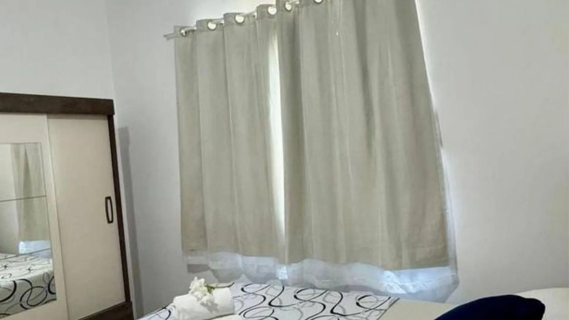 Casa Com 2 Quartos, Ar E Wi-Fi - A 600M Da Praia De Taperapua, Com Cozinha Equipada, Lavanderia, Sala Com Tv 50