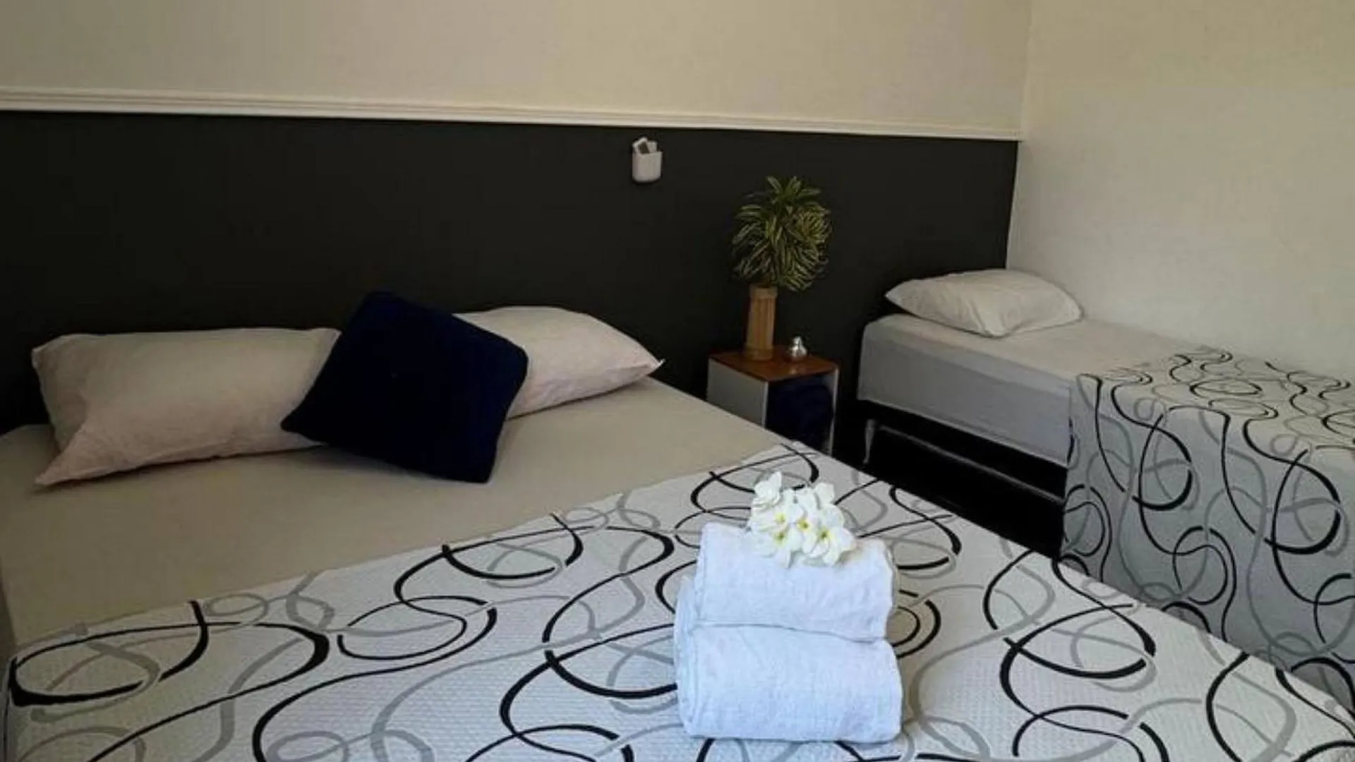 Casa Com 2 Quartos, Ar E Wi-Fi - A 600M Da Praia De Taperapua, Com Cozinha Equipada, Lavanderia, Sala Com Tv 50