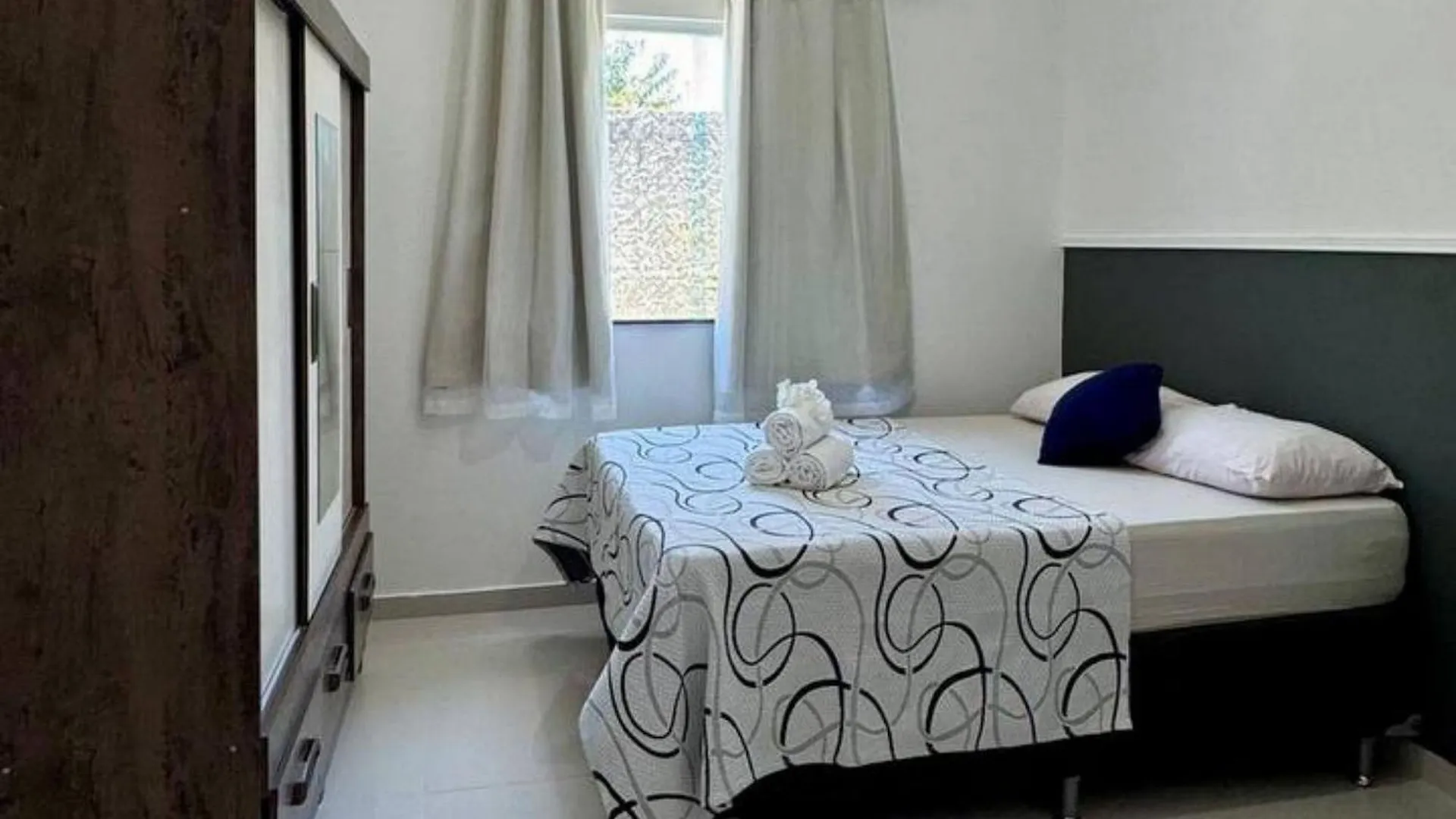 Casa Com 2 Quartos, Ar E Wi-Fi - A 600M Da Praia De Taperapua, Com Cozinha Equipada, Lavanderia, Sala Com Tv 50